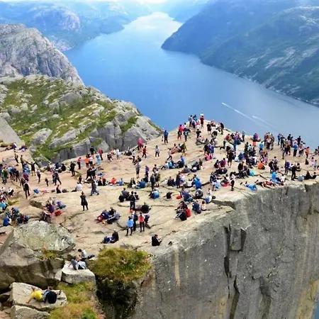 A Place To Stavanger, 4 Apartman *